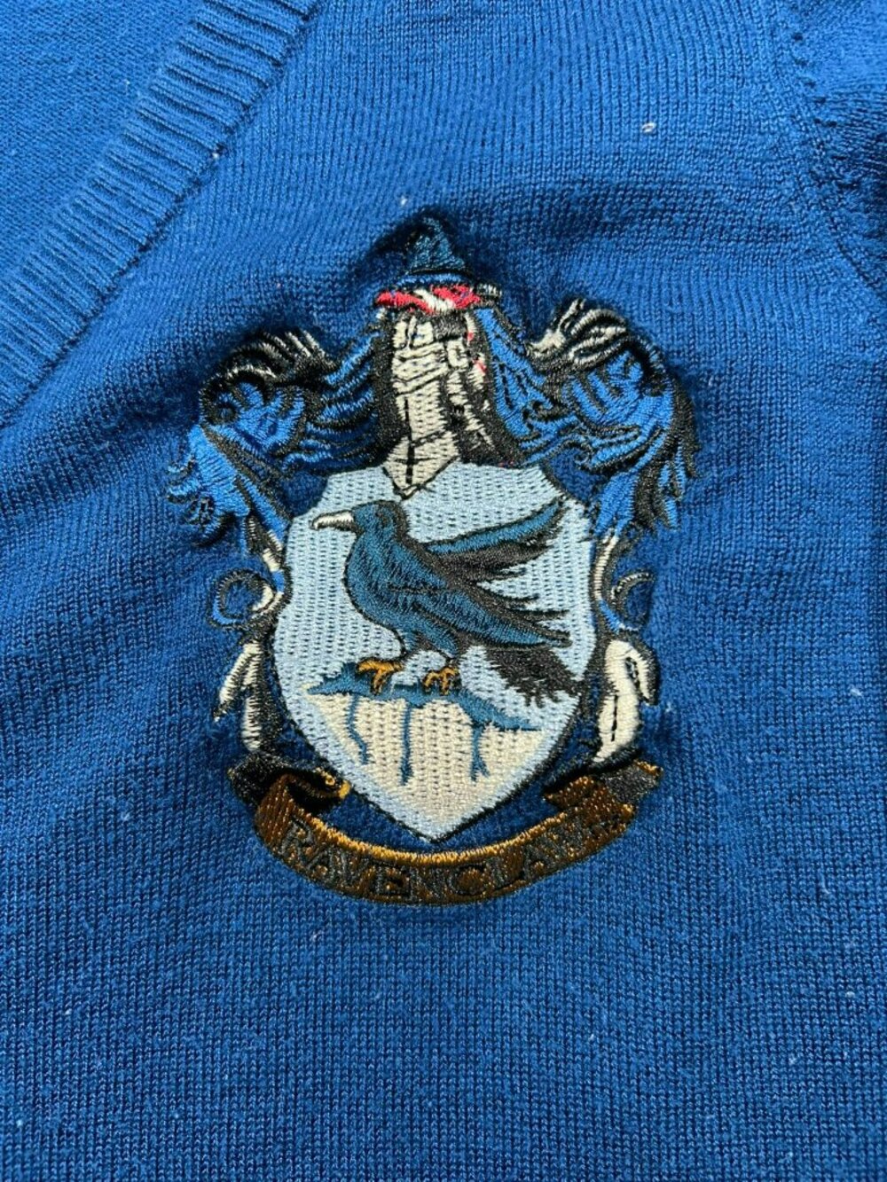 Harry Potter Ravenclaw Blue Cardigan Women's Medium Button-Up Sweater Crest & St - Picture 3 of 6